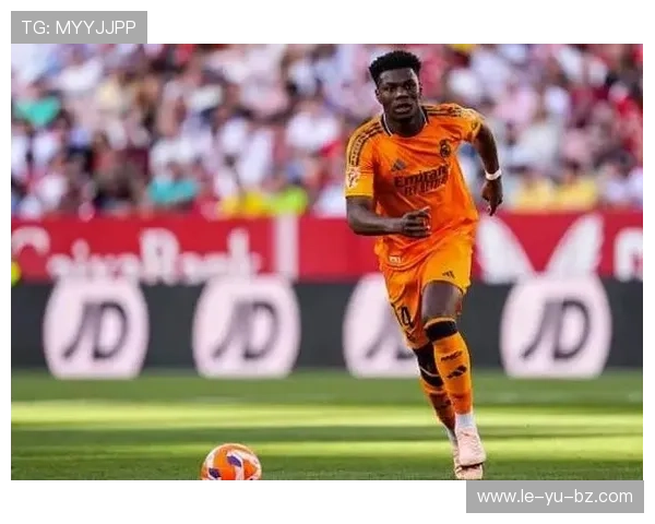 楚阿梅尼防守端表现亮眼，成球队后防中坚力量